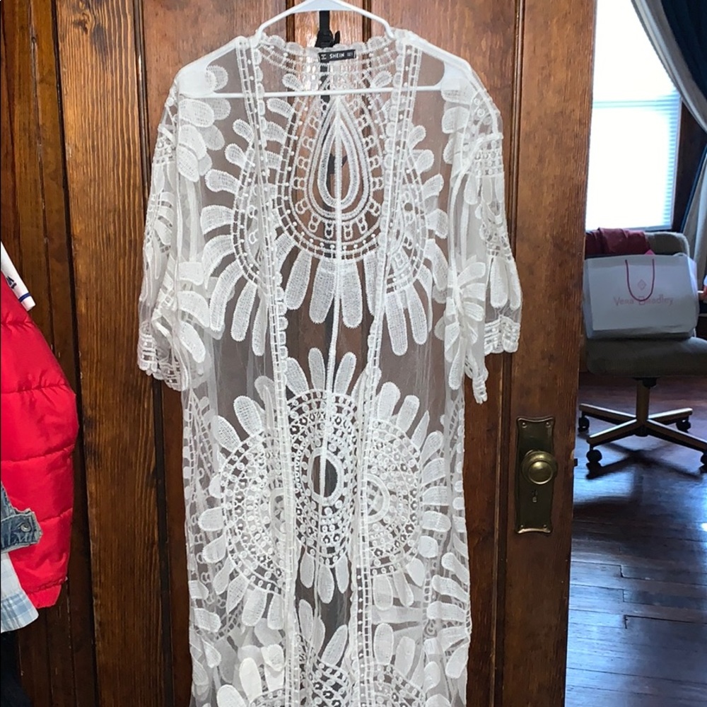 Lace kimono